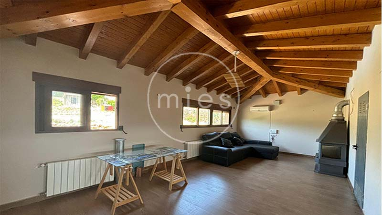 mies inmobiliaria vende chalet urbano altury oportunidad