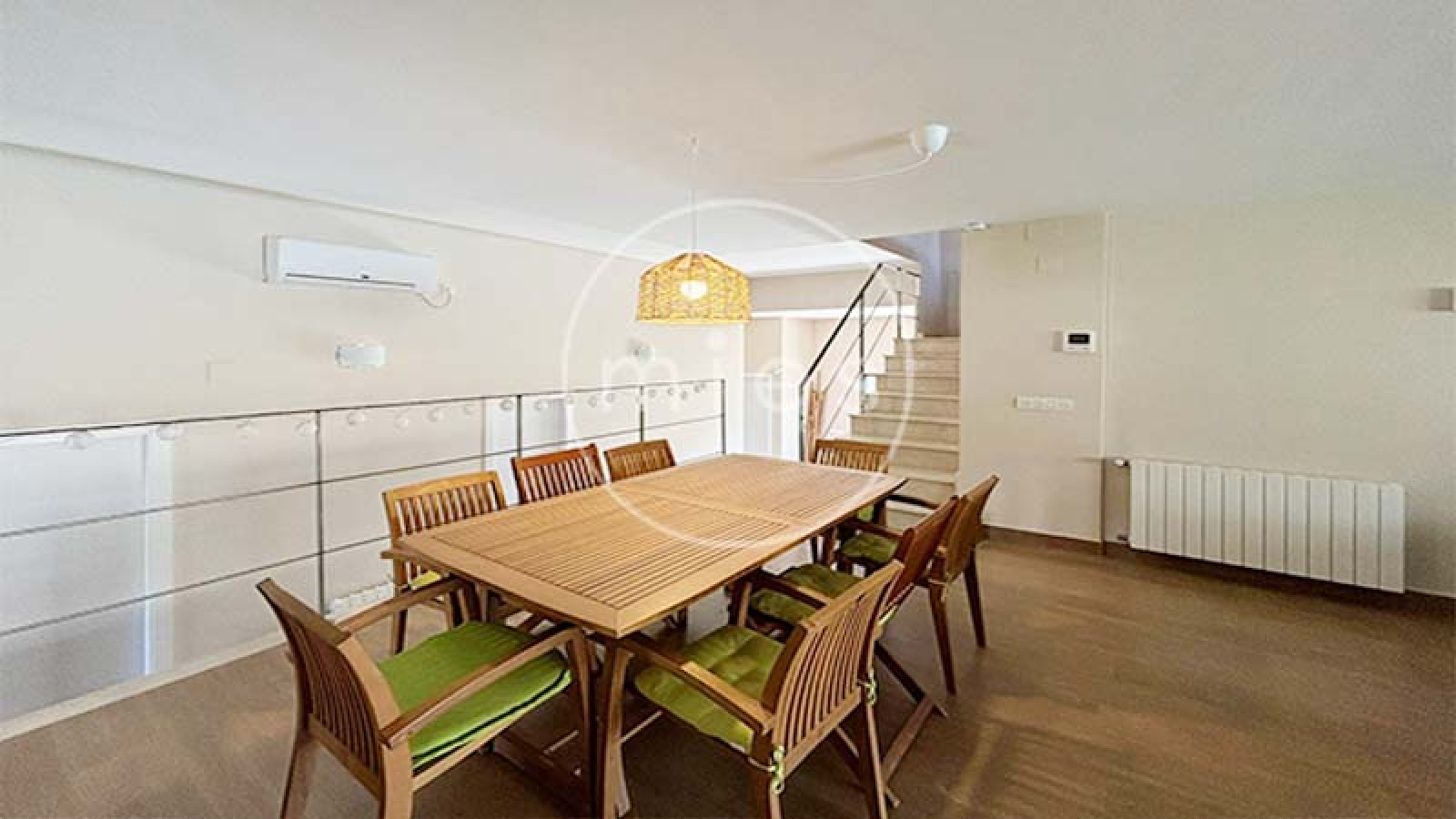 mies inmobiliaria vende chalet urbano altury oportunidad