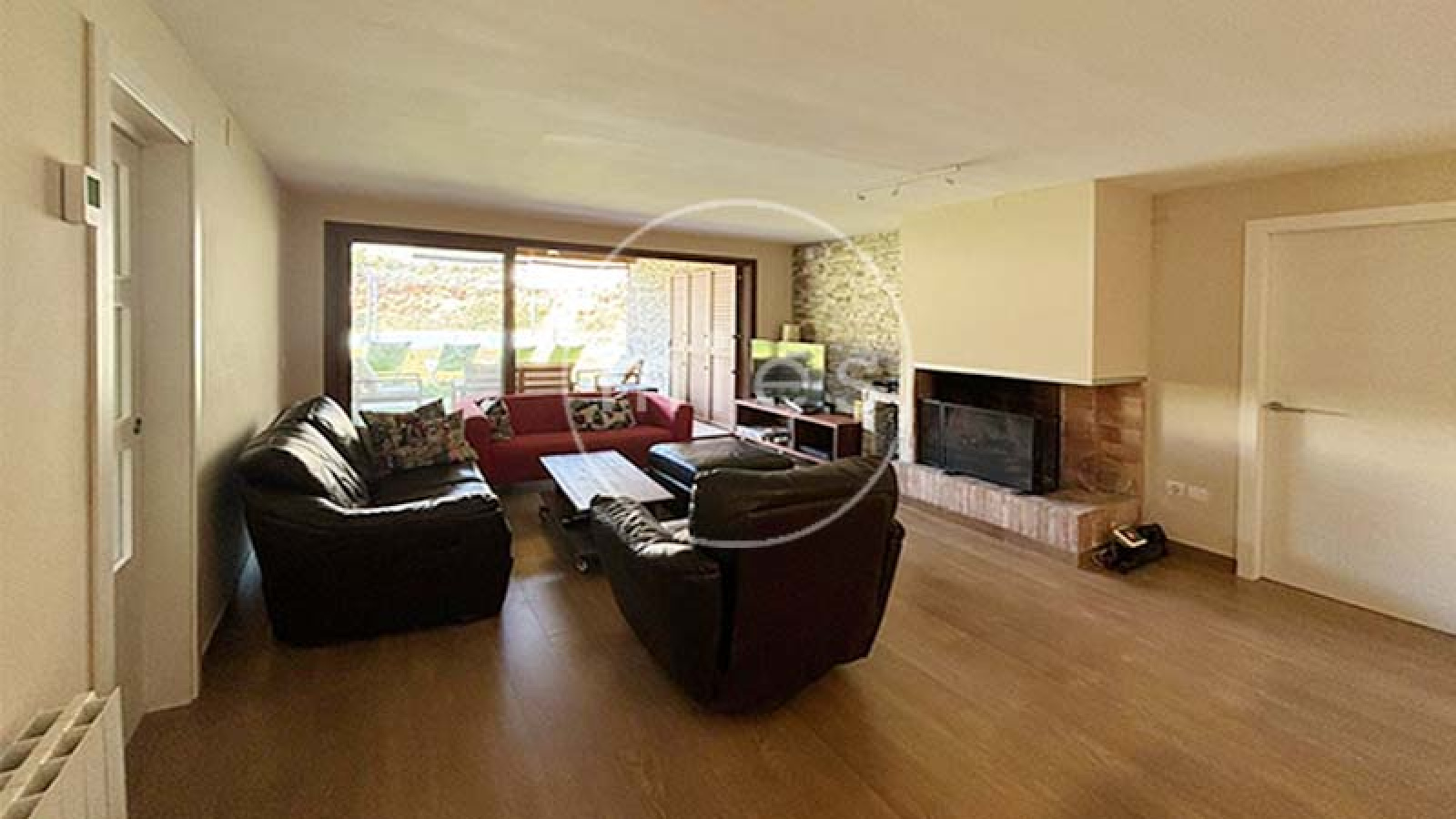 mies inmobiliaria vende chalet urbano altury oportunidad