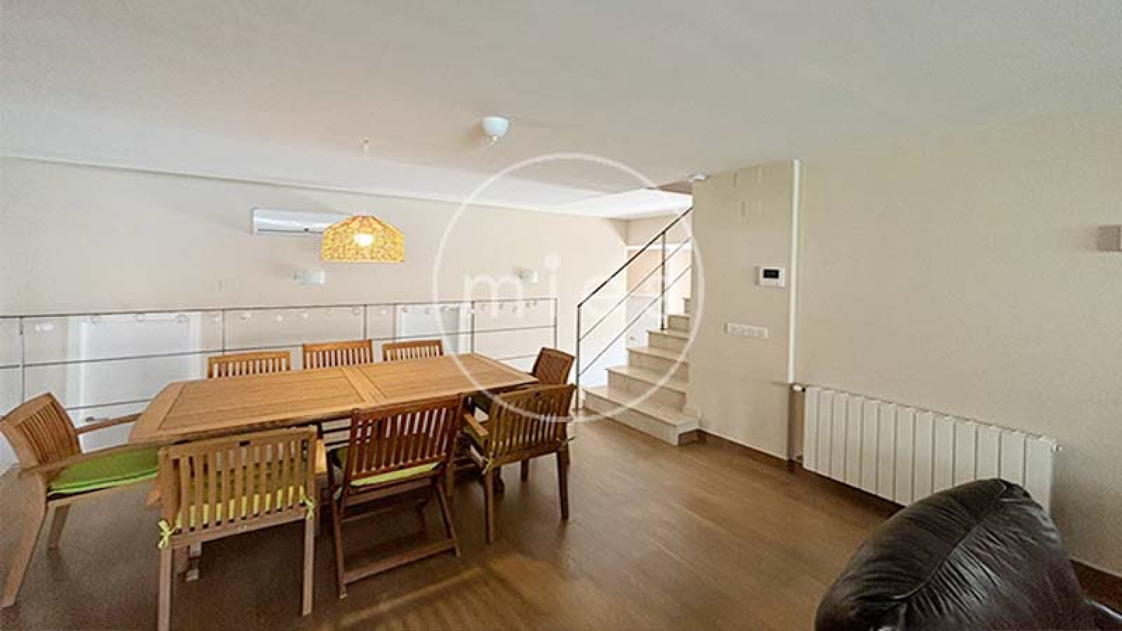 mies inmobiliaria vende chalet urbano altury oportunidad