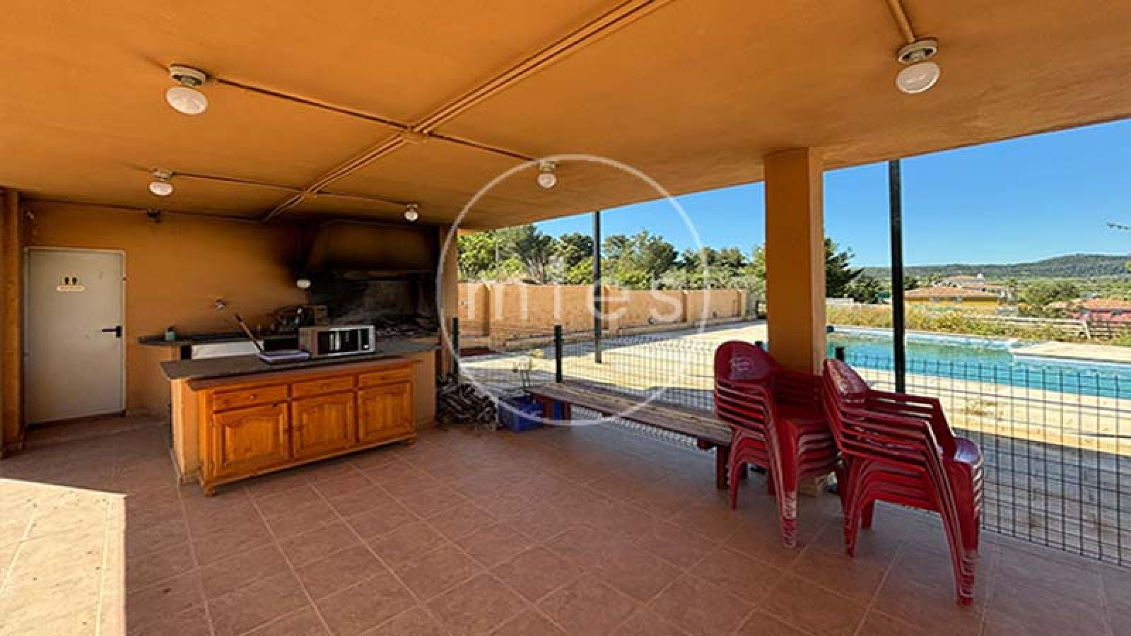 inmobiliaria confianza turis - mies inmobiliaria montserrat torrent chalet casa adosado piscina vacaciones 