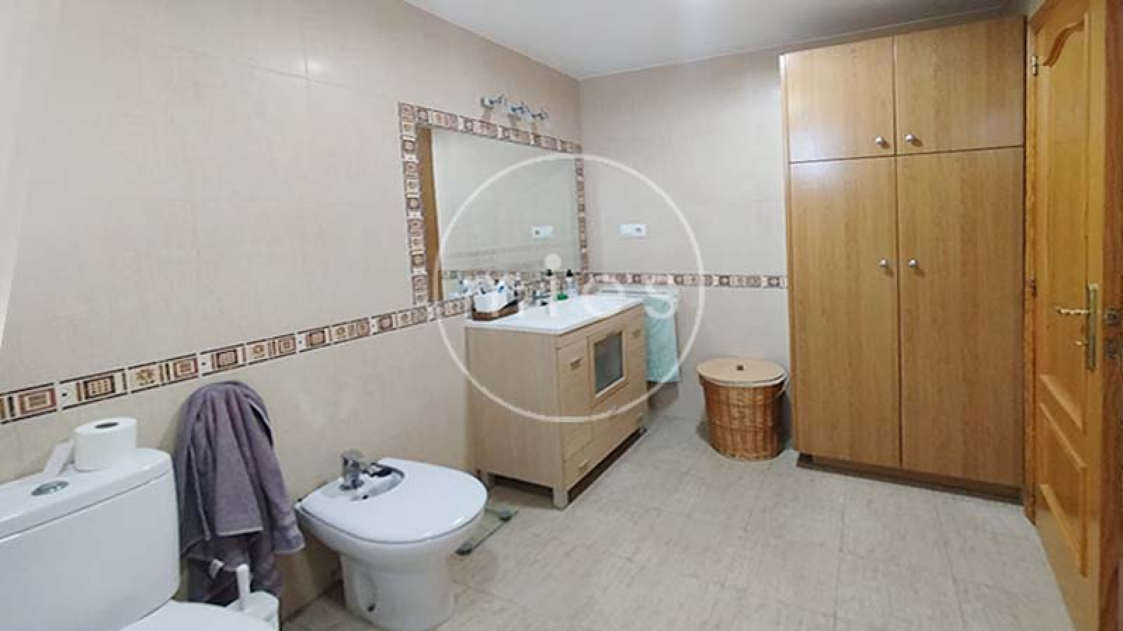 Cocina independiente de chalet listo para entrar a vivir en Montserrat – MIES Inmobiliaria