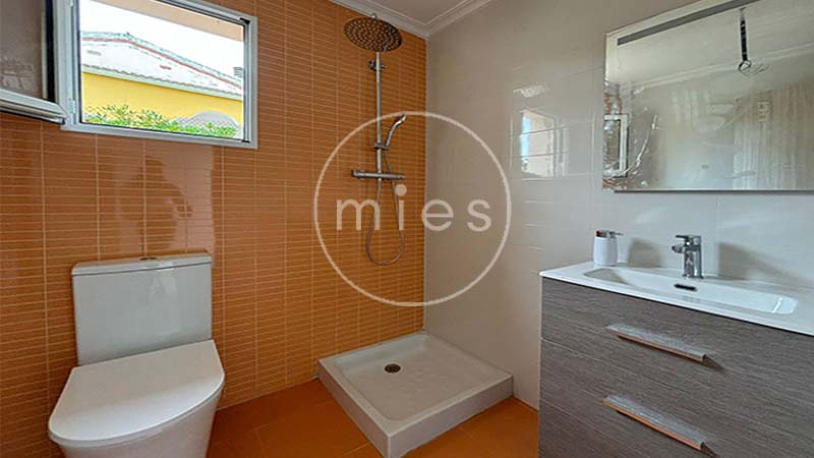 chalet en venta Altury, chalet nuevo Valencia, obra nueva con piscina, comprar chalet en urbanización Altury, chalet independiente Valencia, casa con parcela y piscina, chalets en venta Valencia, inversión inmobiliaria Altury, vivienda nueva Valencia