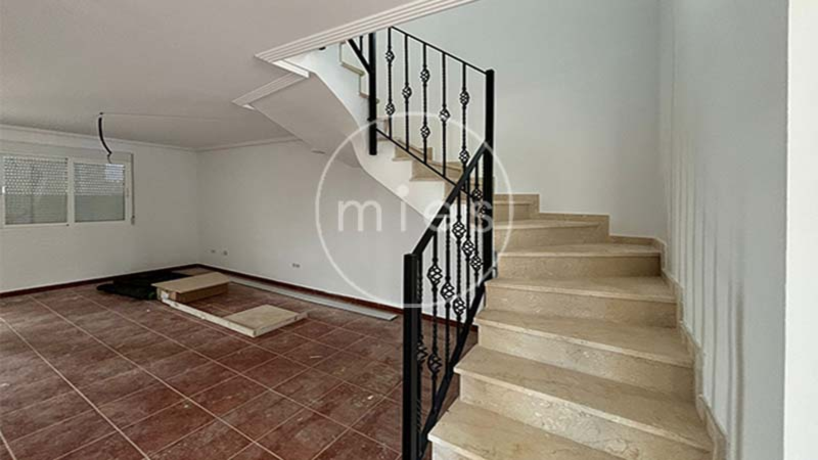 chalet en venta Altury, chalet nuevo Valencia, obra nueva con piscina, comprar chalet en urbanización Altury, chalet independiente Valencia, casa con parcela y piscina, chalets en venta Valencia, inversión inmobiliaria Altury, vivienda nueva Valencia