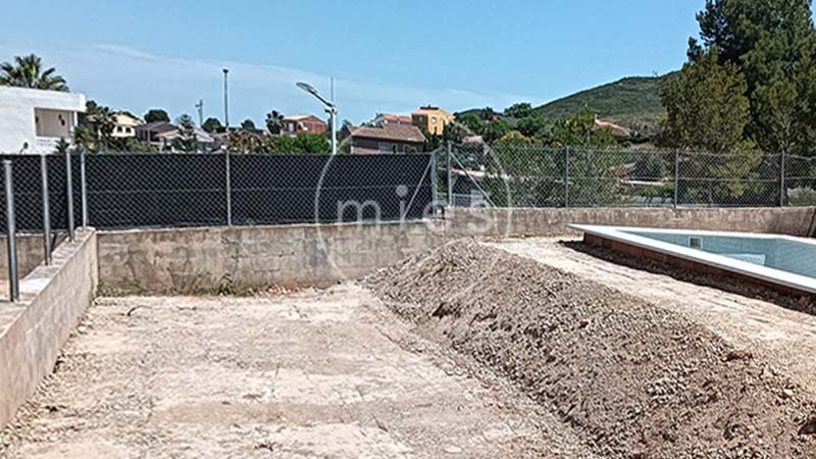 chalet en venta Altury, chalet nuevo Valencia, obra nueva con piscina, comprar chalet en urbanización Altury, chalet independiente Valencia, casa con parcela y piscina, chalets en venta Valencia, inversión inmobiliaria Altury, vivienda nueva Valencia