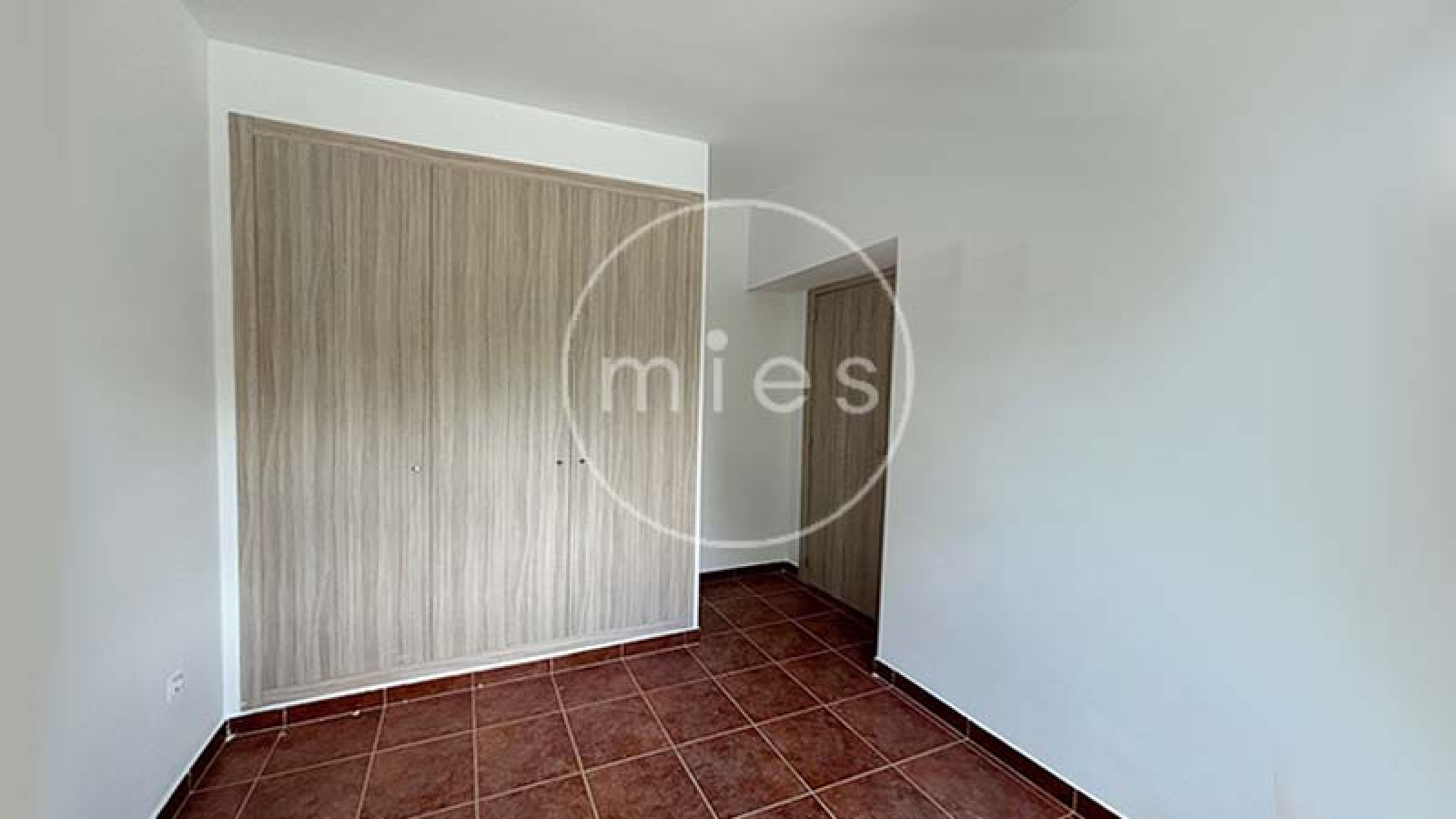 chalet en venta Altury, chalet nuevo Valencia, obra nueva con piscina, comprar chalet en urbanización Altury, chalet independiente Valencia, casa con parcela y piscina, chalets en venta Valencia, inversión inmobiliaria Altury, vivienda nueva Valencia