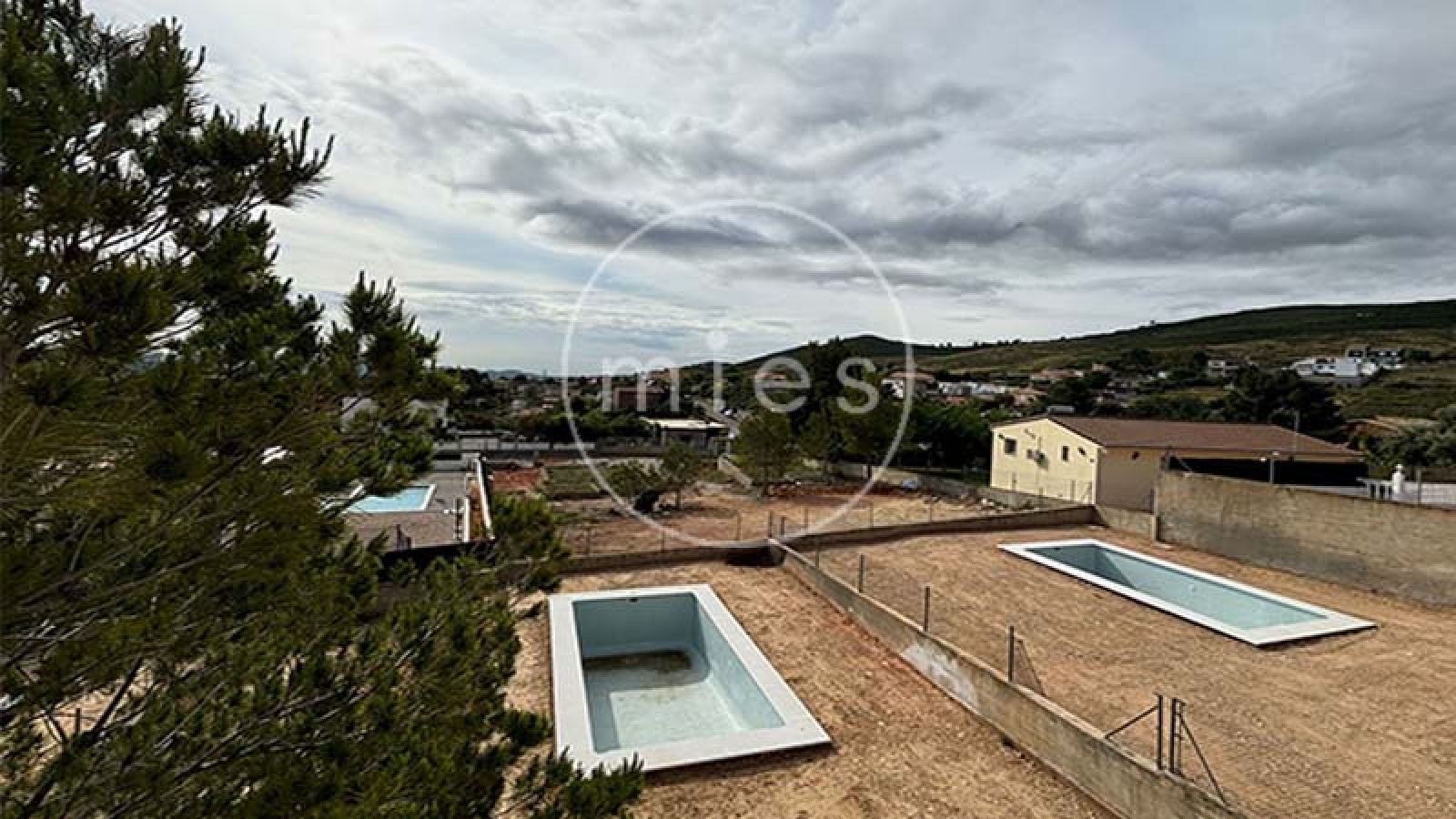 chalet en venta Altury, chalet nuevo Valencia, obra nueva con piscina, comprar chalet en urbanización Altury, chalet independiente Valencia, casa con parcela y piscina, chalets en venta Valencia, inversión inmobiliaria Altury, vivienda nueva Valencia