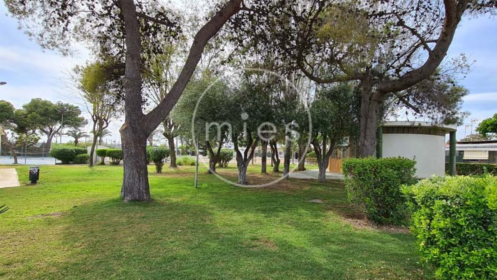 camping la piramide alquiler casa torrent  