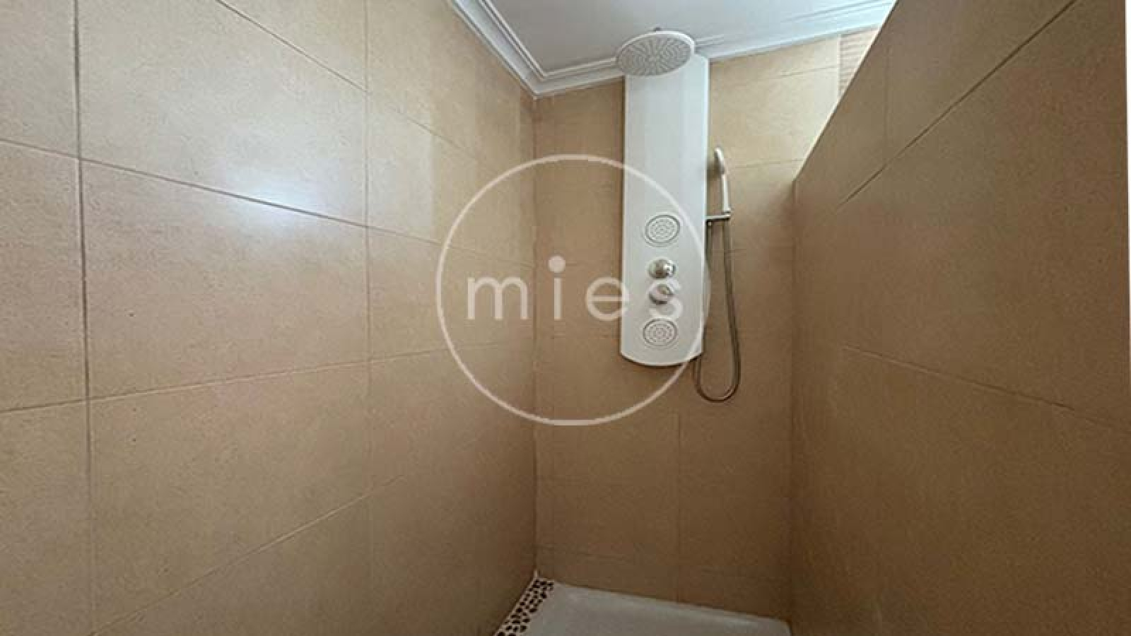 chalet nuevo urbano con piscina valencia mies inmobiliaria