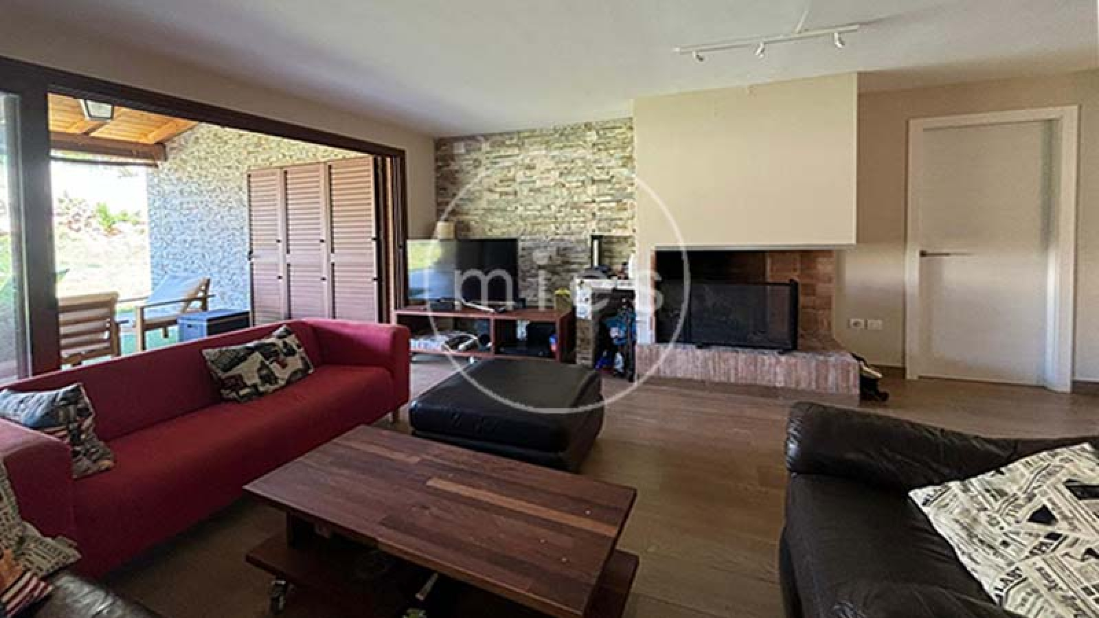 mies inmobiliaria vende chalet urbano altury oportunidad