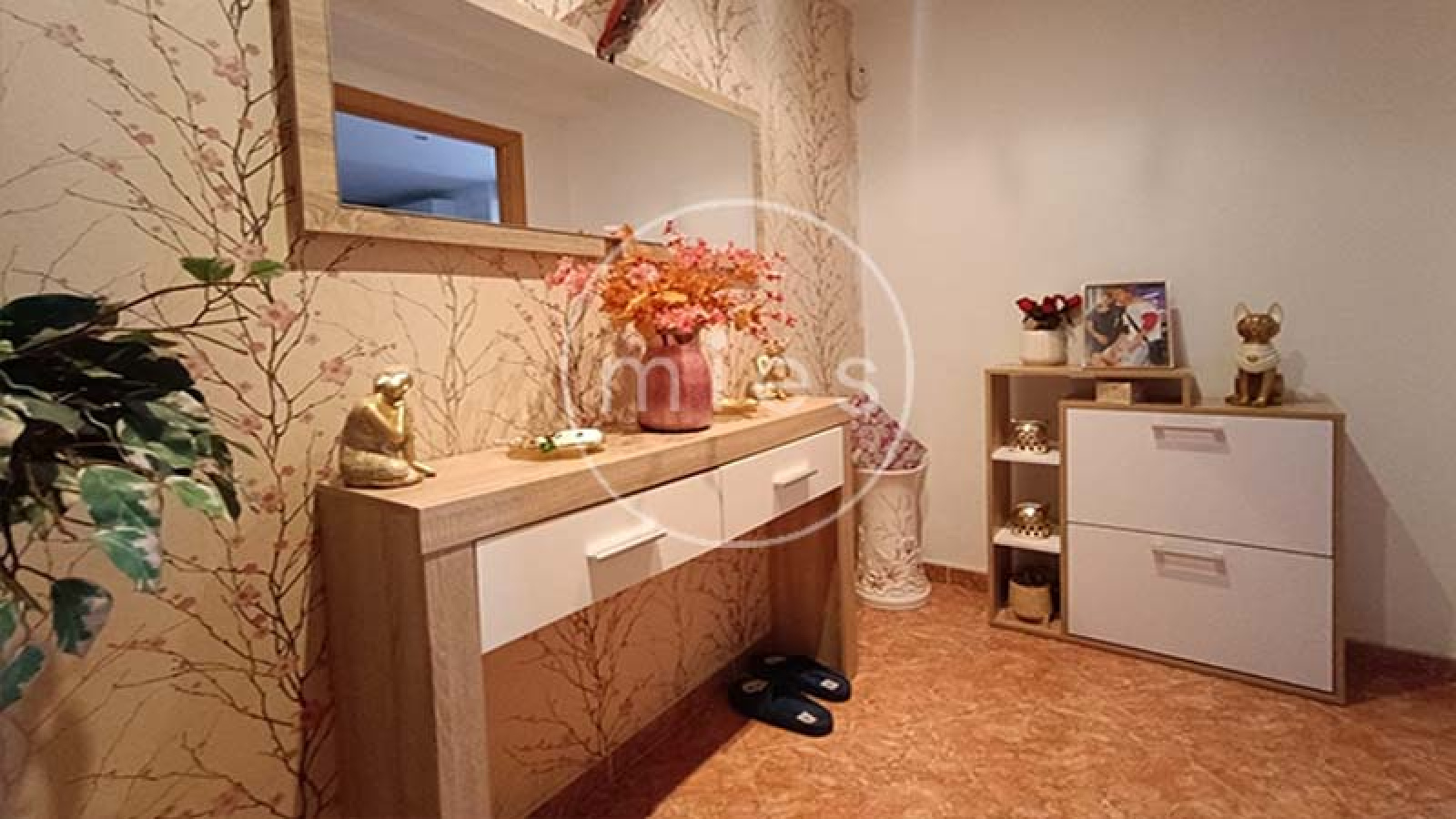 piso en venta Aldaia, piso reformado Aldaia, piso con terraza Aldaia, vivienda 2 habitaciones Aldaia, inmobiliaria Aldaia, comprar piso Valencia, piso cerca estación Aldaia, MIES INMOBILIARIA