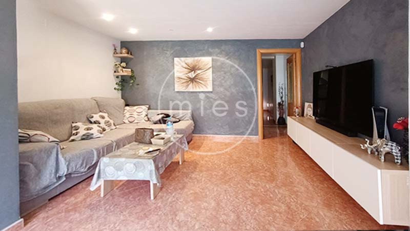 piso en venta Aldaia, piso reformado Aldaia, piso con terraza Aldaia, vivienda 2 habitaciones Aldaia, inmobiliaria Aldaia, comprar piso Valencia, piso cerca estación Aldaia, MIES INMOBILIARIA