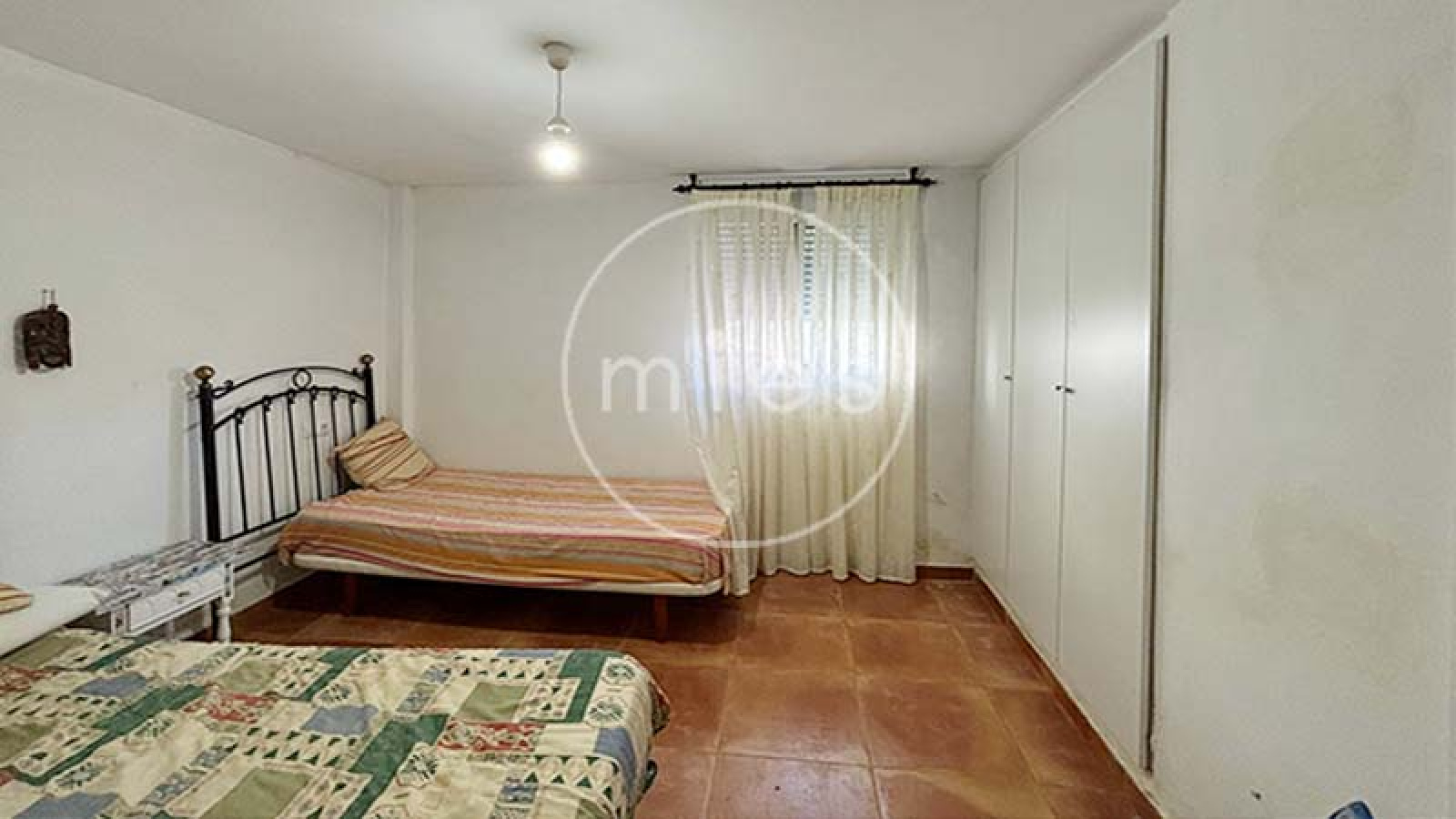 mies inmobiliaria vende piso chalet en turis altury torrent oportunidad banco