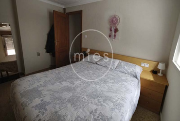 mies inmobiliaria vende piso en torrent con terraza