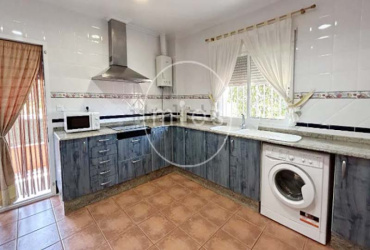 mies inmobiliaria vende chalet monserrat torrent montroy turis oportunidad