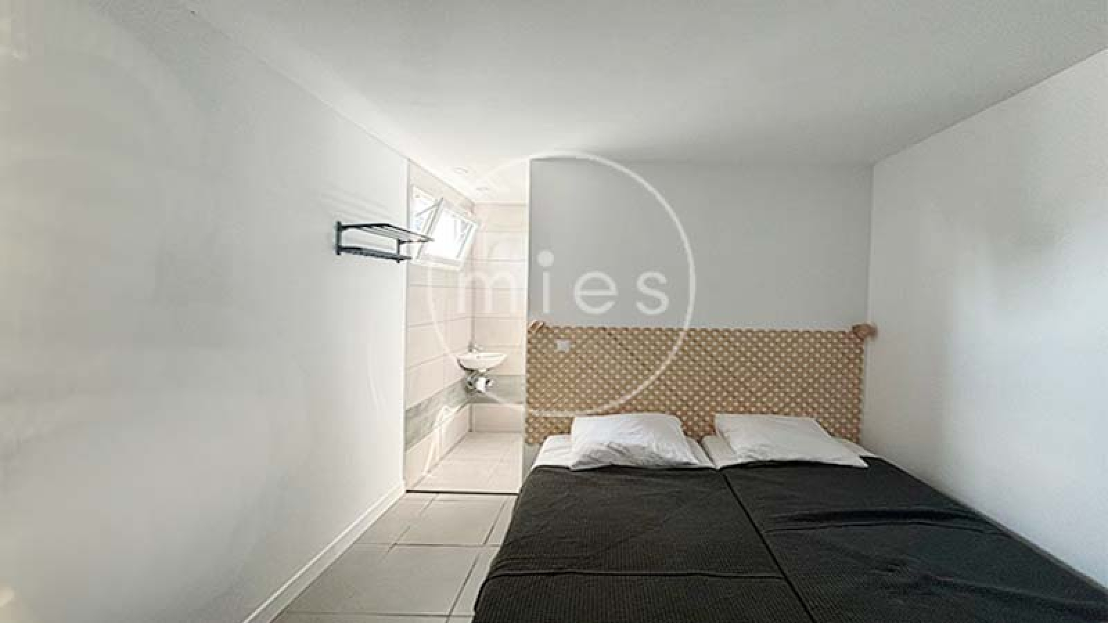 mies inmobiliaria vende chalet altury oportunidad turis monserrat