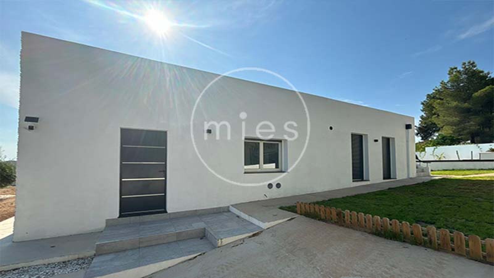 mies inmobiliaria vende chalet altury oportunidad turis monserrat