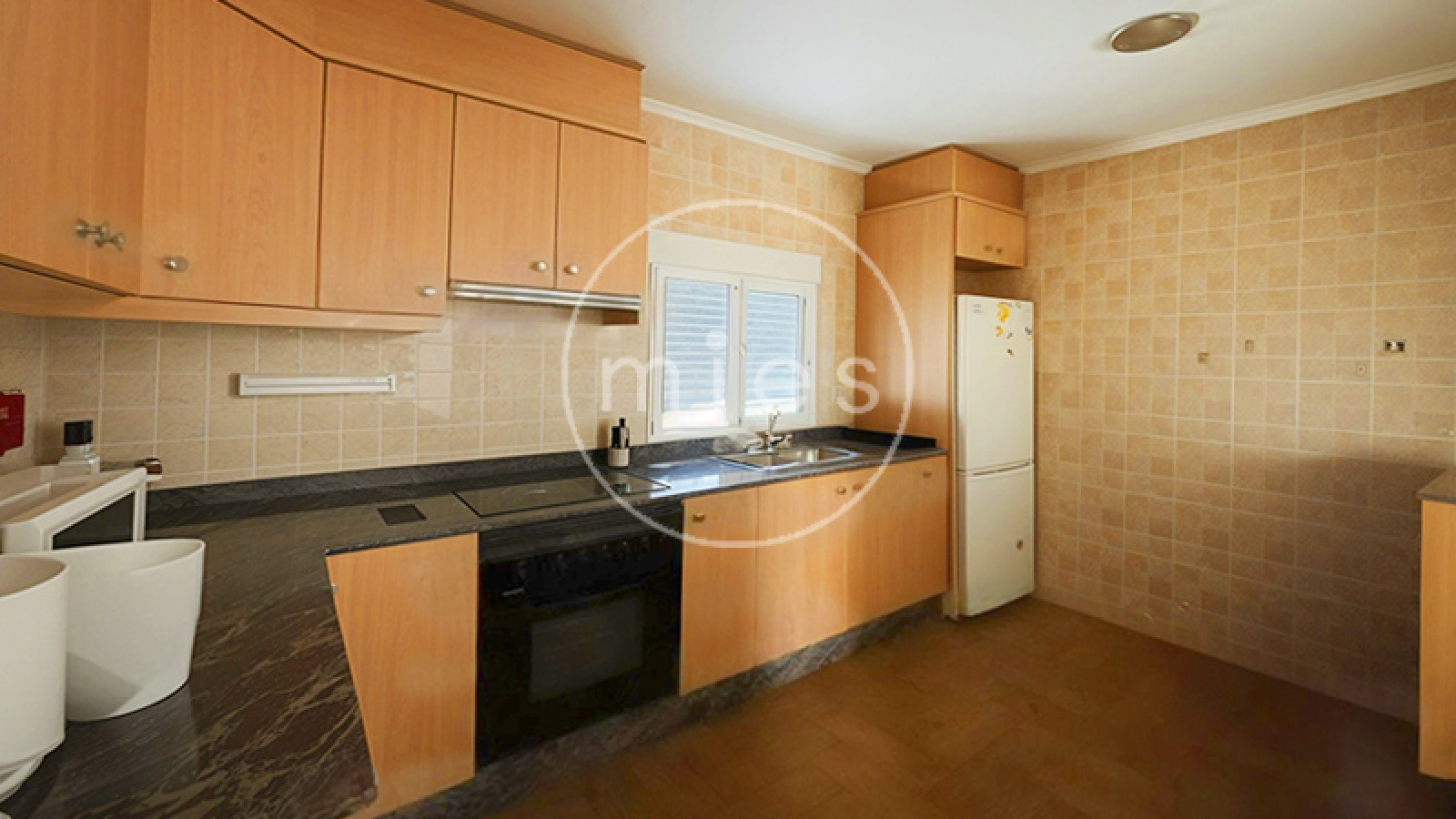 mies inmobiliaria vende chalet altury