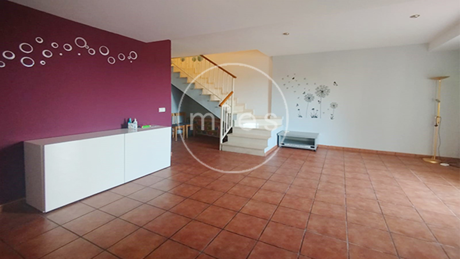 Mies inmobiliaria vende chalet urbano torrent calicanto chiva oportunidad