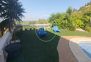 Mies inmobiliaria vende chalet urbano torrent calicanto chiva oportunidad