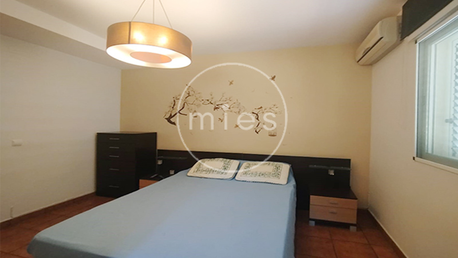 Mies inmobiliaria vende chalet urbano torrent calicanto chiva oportunidad