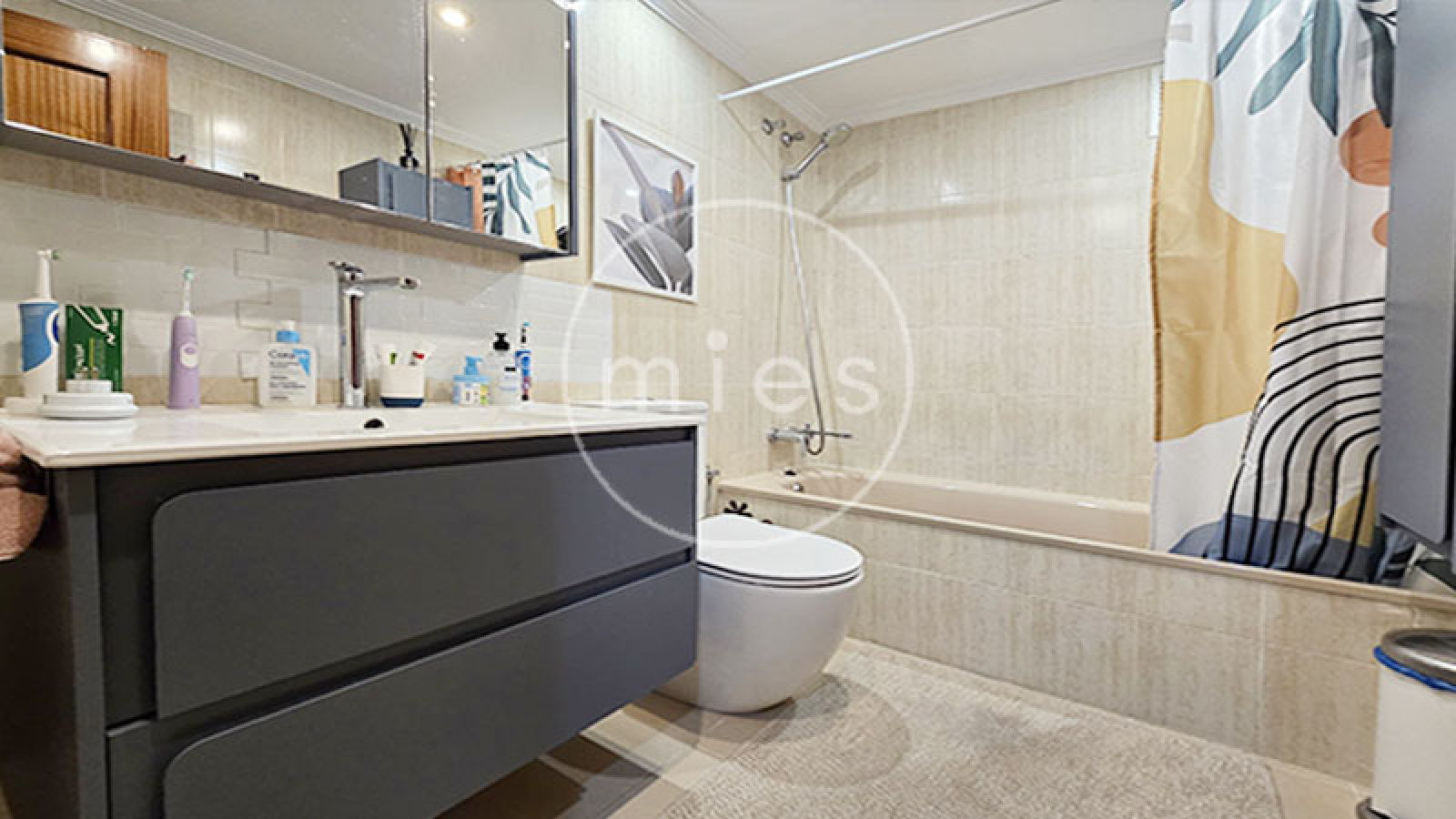 Mies inmobiliaria vende piso torrent hort de trenor torrent