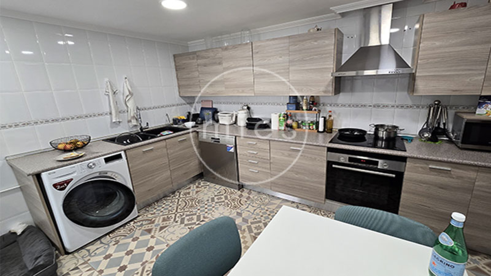 Mies inmobiliaria vende piso torrent hort de trenor torrent