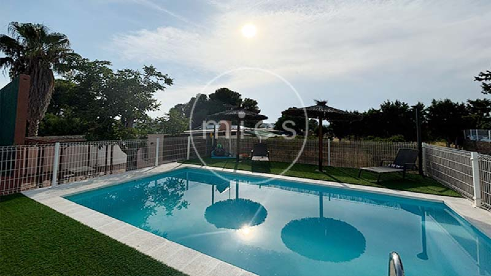 Mies inmobiliaria vende chalet casa caseta torrent montserrat turis montroy real urbanizacion 