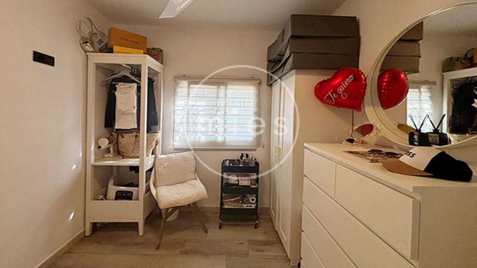 Mies inmobiliaria vende chalet casa caseta torrent montserrat turis montroy real urbanizacion 