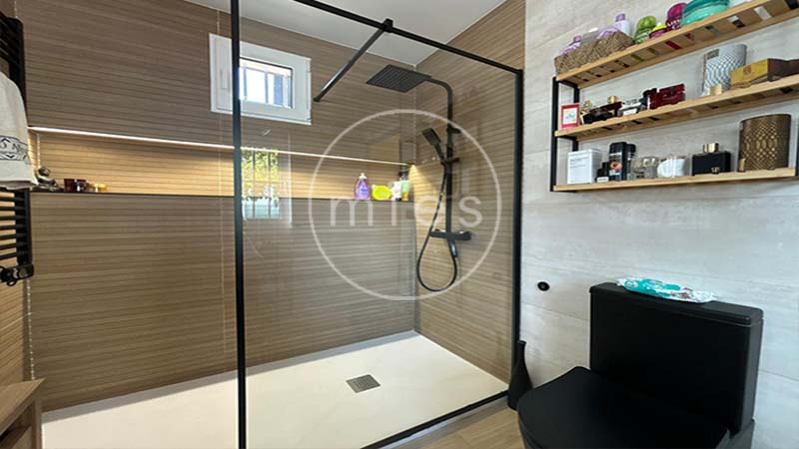 Mies inmobiliaria vende chalet casa caseta torrent montserrat turis montroy real urbanizacion 