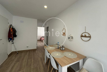 chalet en venta Altury, chalet con piscina Turís, casa moderna Turís, Urbanización Altury Valencia, comprar chalet en Turís, MIES Inmobiliaria, chalet modular Altury, vivienda con piscina Turís, casa en urbanización Altury, inmueble en venta Valencia