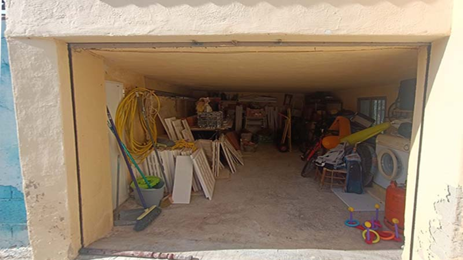 mies inmobiliaria, vende, chalet, manises, casa, caseta, terreno, urbano, aeropuerto, agencia, financiación, hipoteca