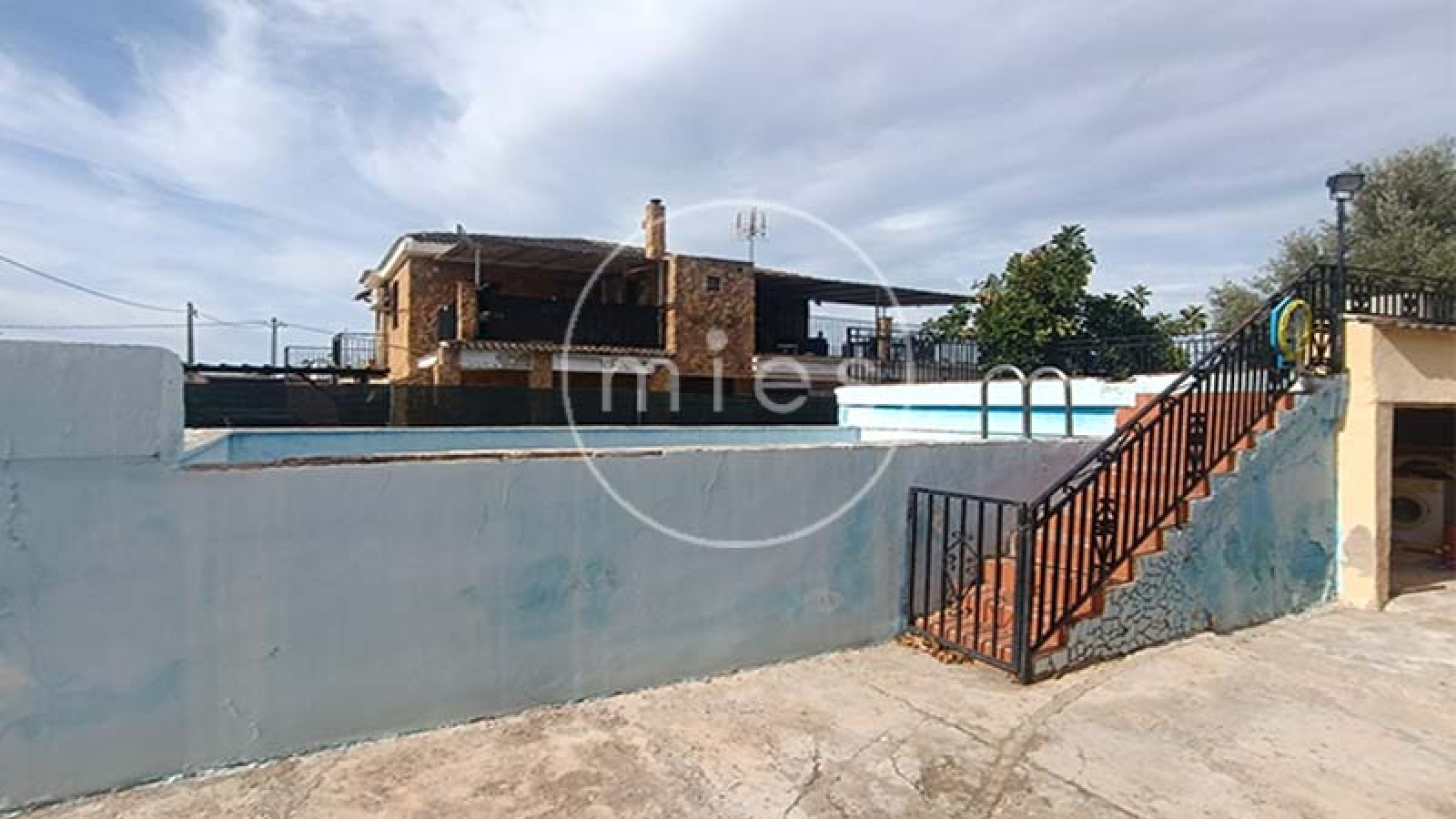 mies inmobiliaria, vende, chalet, manises, casa, caseta, terreno, urbano, aeropuerto, agencia, financiación, hipoteca