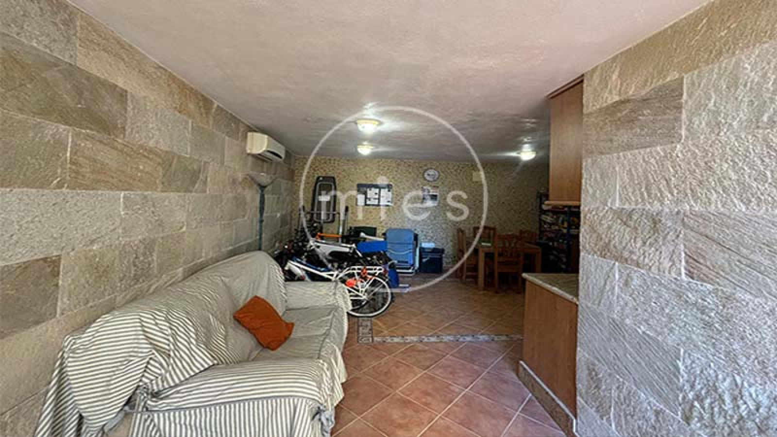 MIES INMOBILIARIA VENDE PISO CHALET MONTROY URBANIZACIÓN BALCÓN PISCINA URBANO