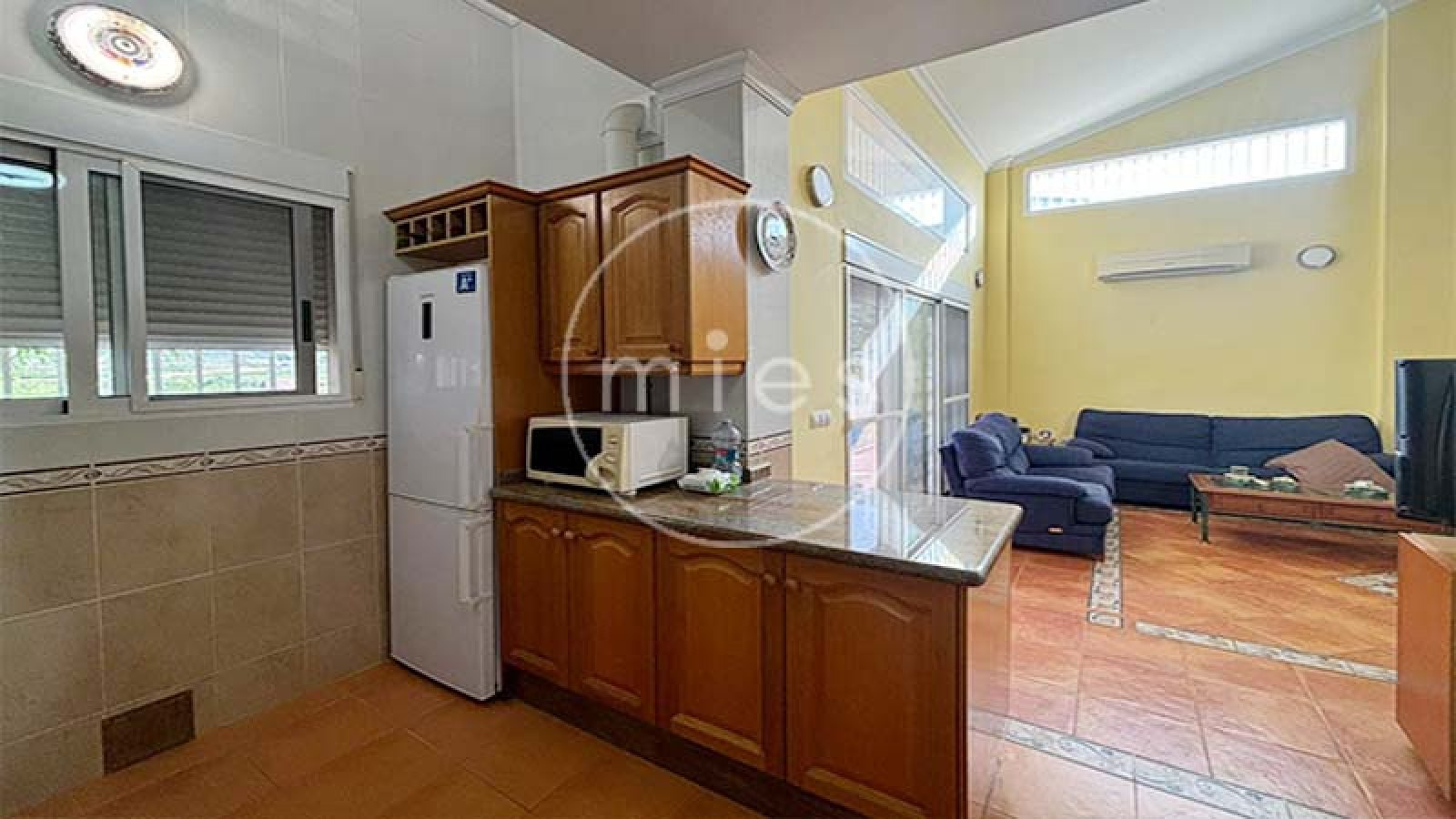 MIES INMOBILIARIA VENDE PISO CHALET MONTROY URBANIZACIÓN BALCÓN PISCINA URBANO