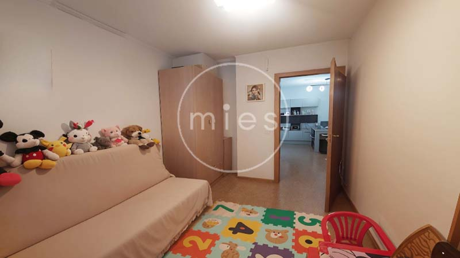 MIES INMOBILIARIA VENDE PISO PATERNA VISTENTE MORTES AUDITORIO