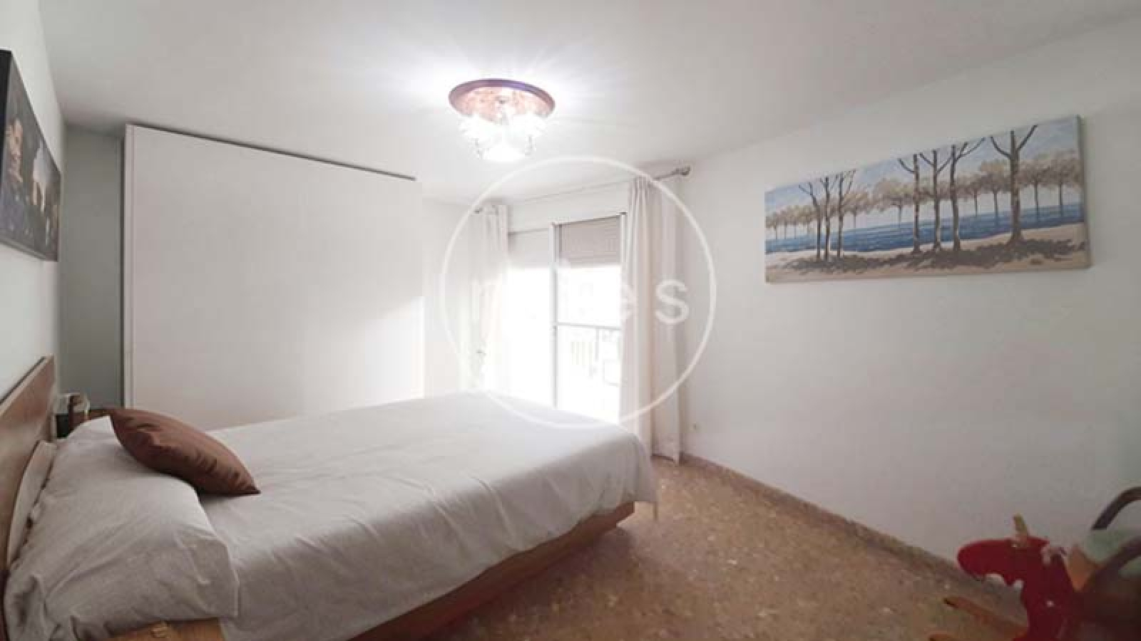 MIES INMOBILIARIA VENDE PISO PATERNA VISTENTE MORTES AUDITORIO