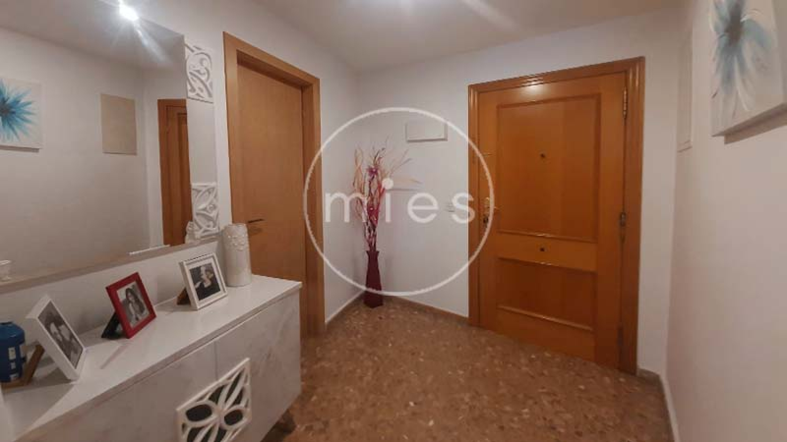 MIES INMOBILIARIA VENDE PISO PATERNA VISTENTE MORTES AUDITORIO