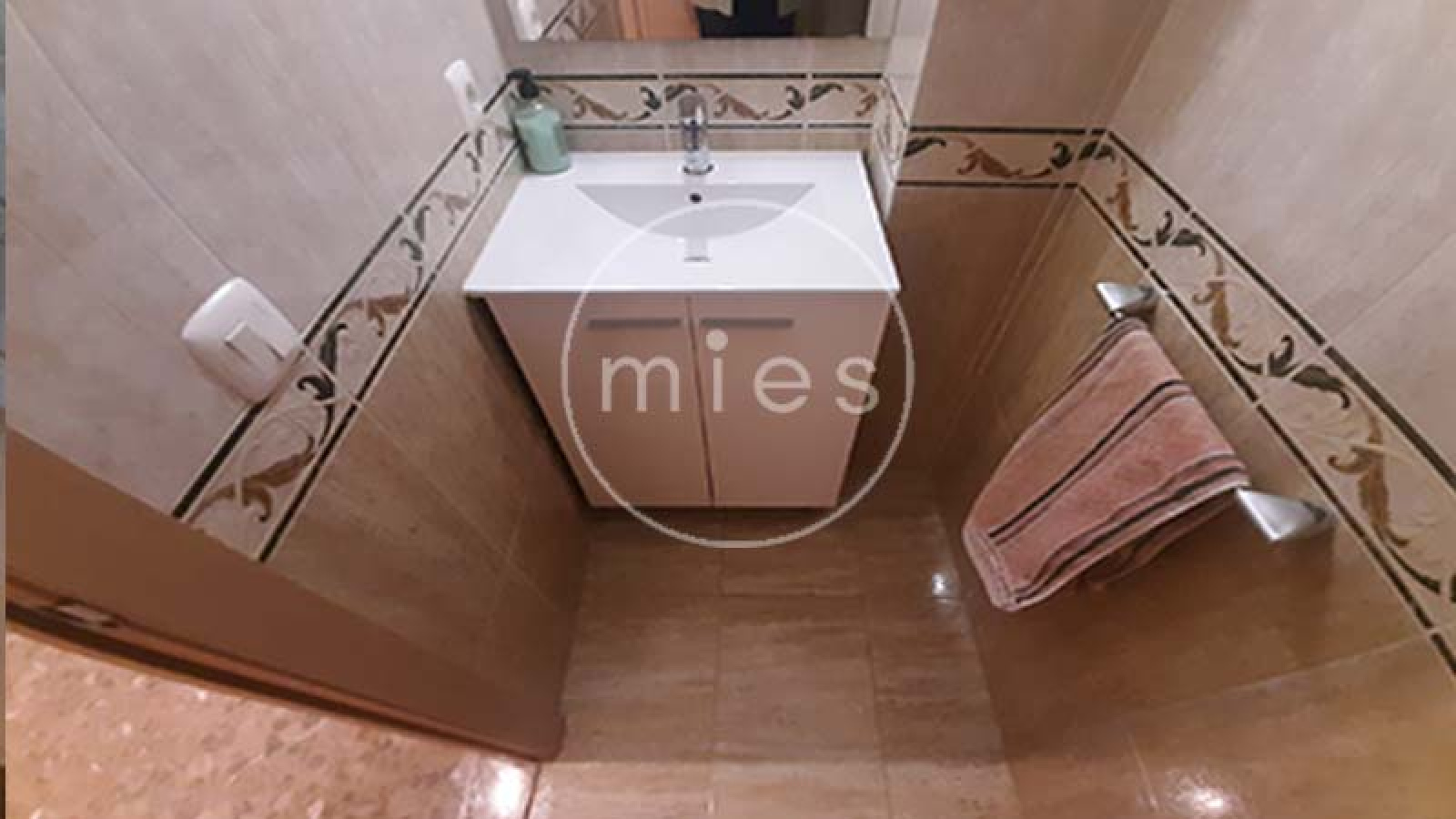 MIES INMOBILIARIA VENDE PISO PATERNA VISTENTE MORTES AUDITORIO