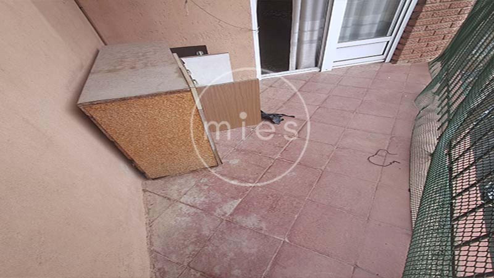 mies inmobiliaria vende piso en torrent iturbi