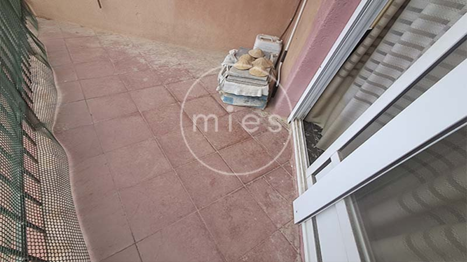 mies inmobiliaria vende piso en torrent iturbi