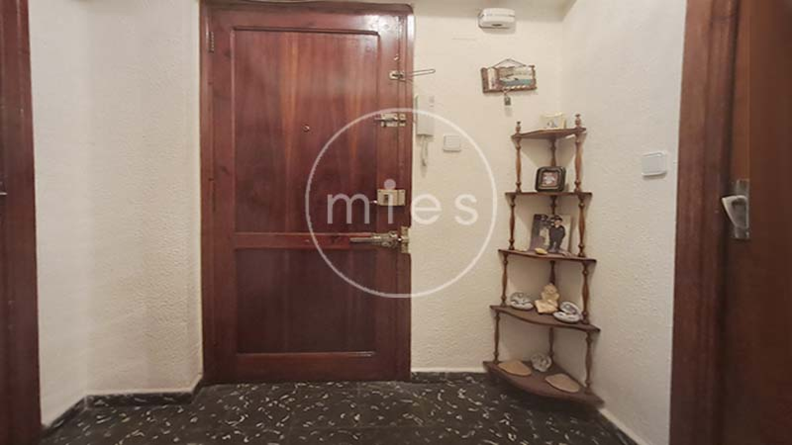 mies inmobiliaria vende piso en torrent iturbi