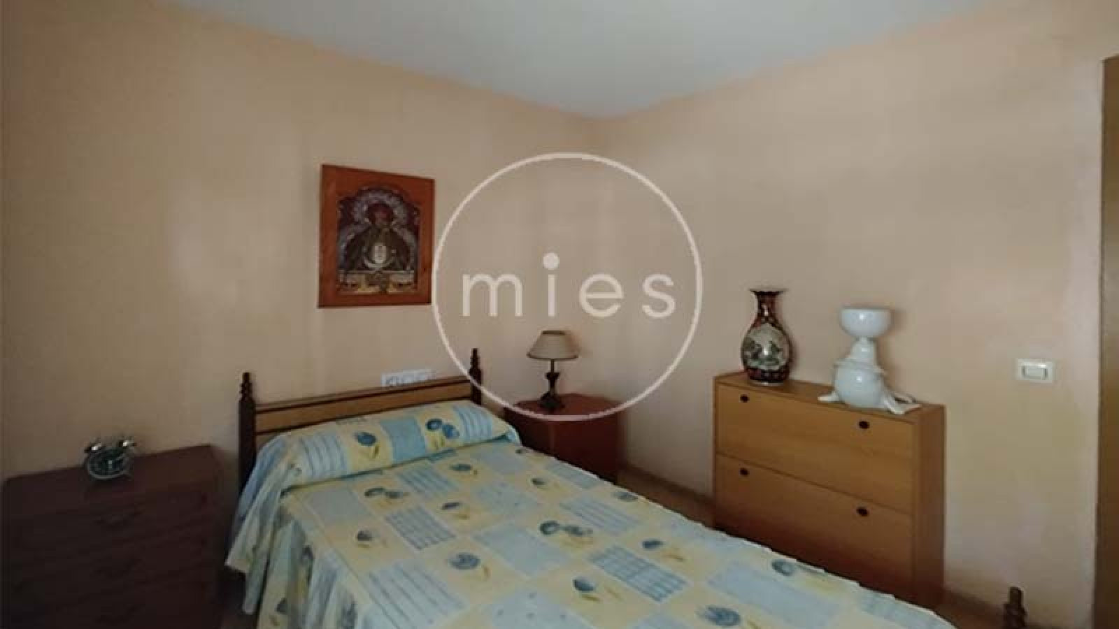 mies inmobiliaria vende piso en manises oportunidad