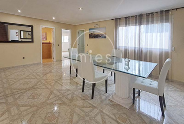 mies inmobiliaria vende chalet en altury turis independiente piscina