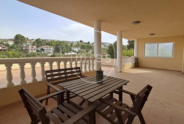 mies inmobiliaria vende chalet en altury turis independiente piscina