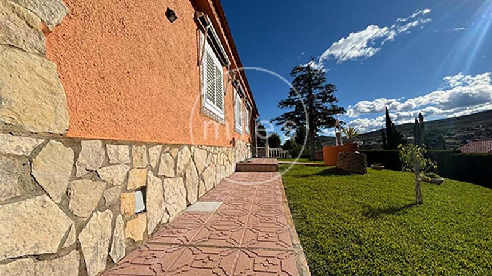 Mies inmobiliaria chalet altury venta turis montserrat recomendada