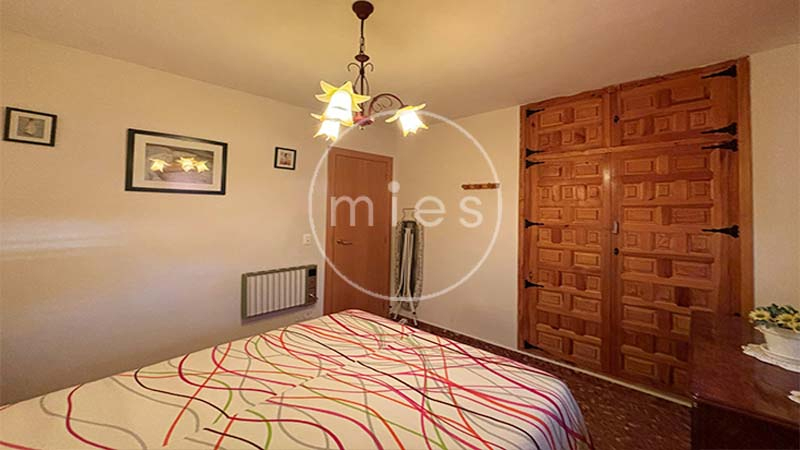 Mies inmobiliaria chalet altury venta turis montserrat recomendada