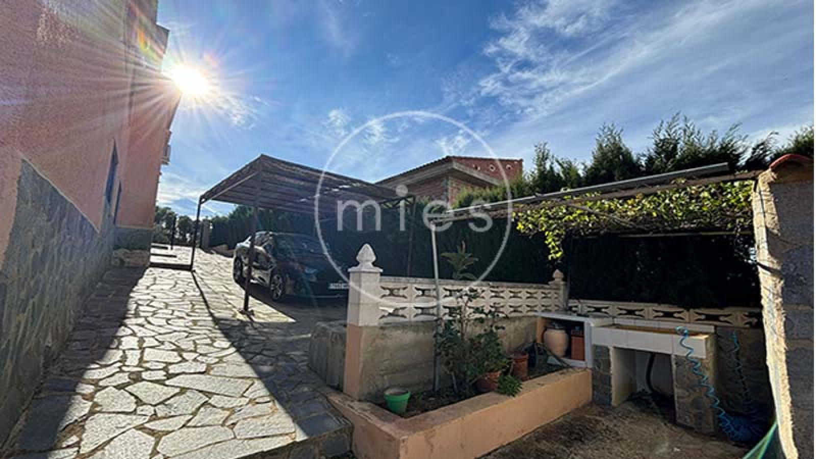 mies inmobiliaria vende chalet altury turis