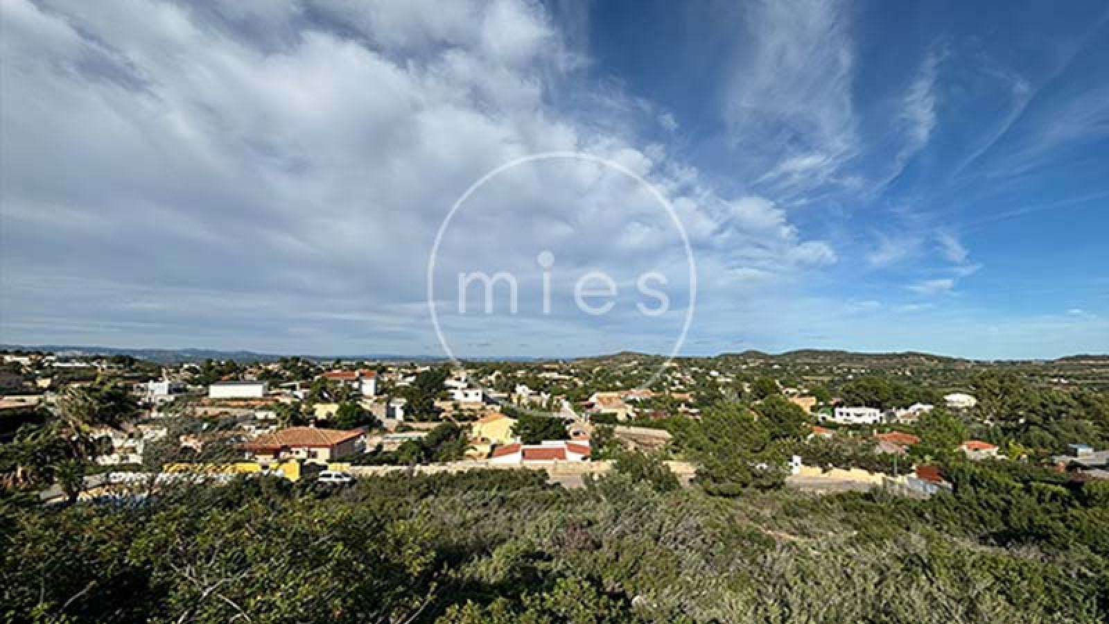 mies inmobiliaria vende chalet altury turis