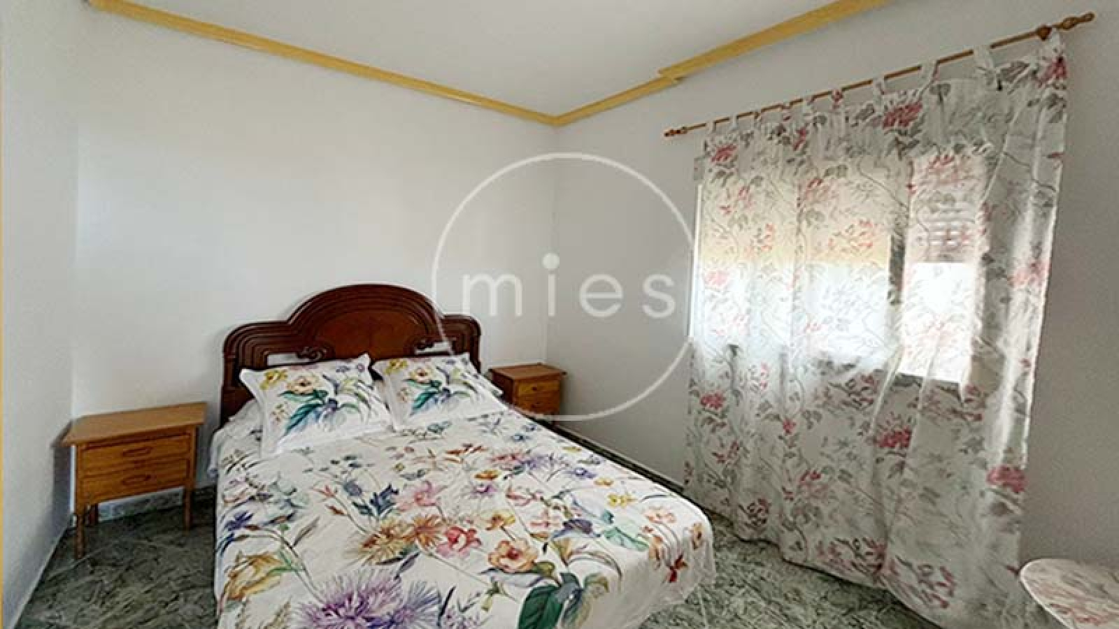 mies inmobiliaria vende chalet altury turis